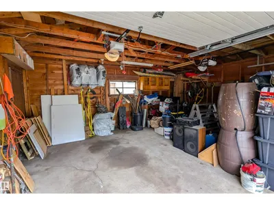 10320 76 ST NW NW photo 37