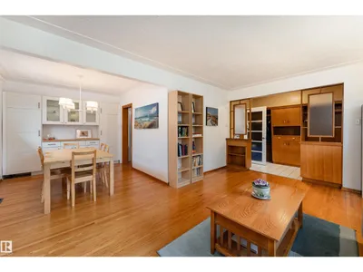 10320 76 ST NW NW photo 8