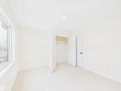 223 RAVINE DR photo 32