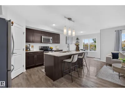 5820 66 ST photo 11