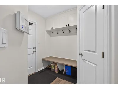 5820 66 ST photo 21