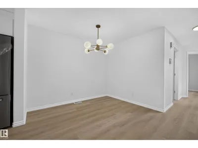 10216 150 ST NW NW photo 16