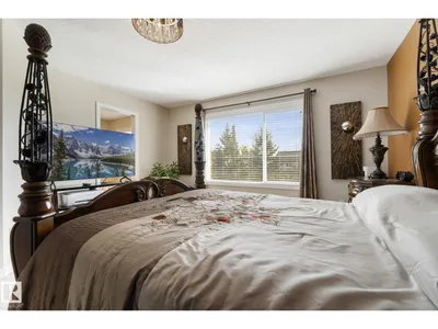 5915 6 AV SW photo 38