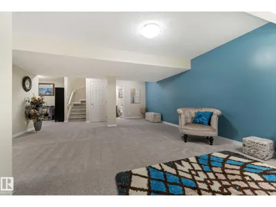 5915 6 AV SW photo 49
