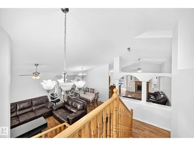 3460 30 St NW photo 39
