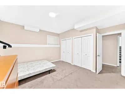 3460 30 St NW photo 49