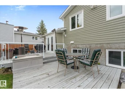 4103 44 AV photo 40