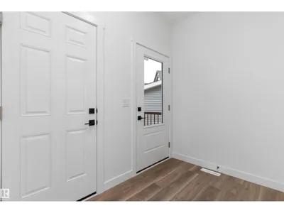 1062 CRISTALL CR SW photo 4