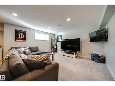 6843 KNOX LO SW photo 44