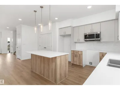 1012 14 AV NW photo 15