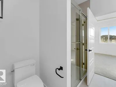 8416 226 ST NW photo 31