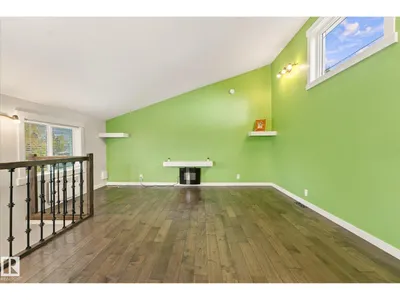 8742 151 ST NW photo 21