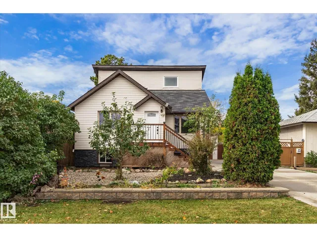 8742 151 ST NW, Edmonton