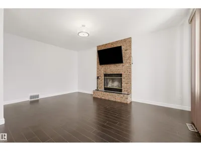 18907 90 AV NW NW photo 10