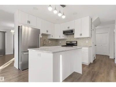 18907 90 AV NW NW photo 7