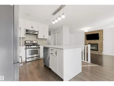 18907 90 AV NW NW photo 8