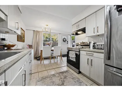 #109 7815 159 street NW photo 29