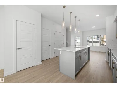 20715 43 AV NW photo 14