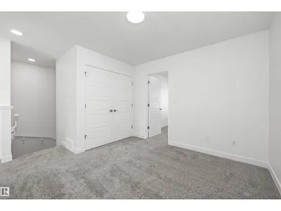 20715 43 AV NW photo 23