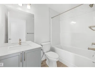 20715 43 AV NW photo 26