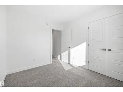 20715 43 AV NW photo 30