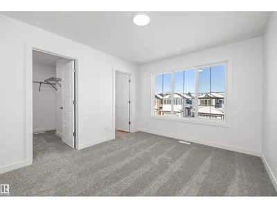 20715 43 AV NW photo 37