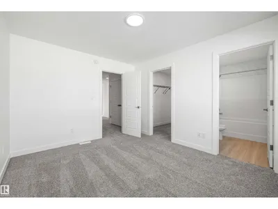 20715 43 AV NW photo 38