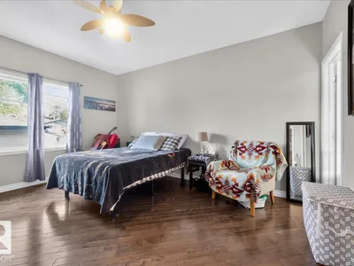 11947 67 ST NW photo 23