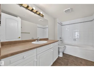 #306 8922 156 ST NW photo 28