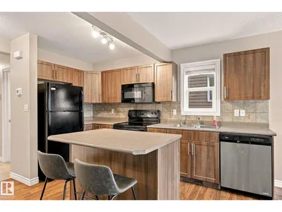 #27 85 SPRUCE VILLAGE DR photo 14