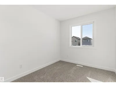 20707 43 AV NW photo 39