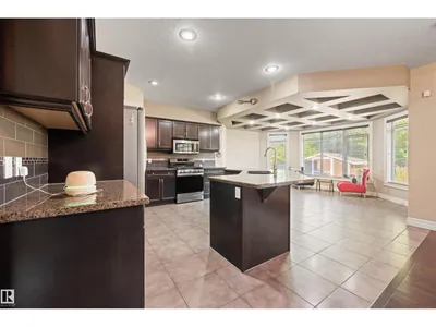 2422 WARRY PL SW photo 22