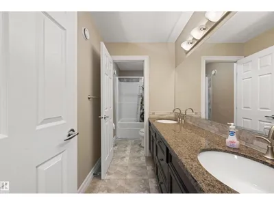 2422 WARRY PL SW photo 38