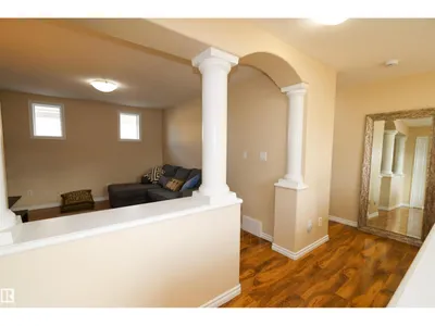 9606 82 AV photo 20