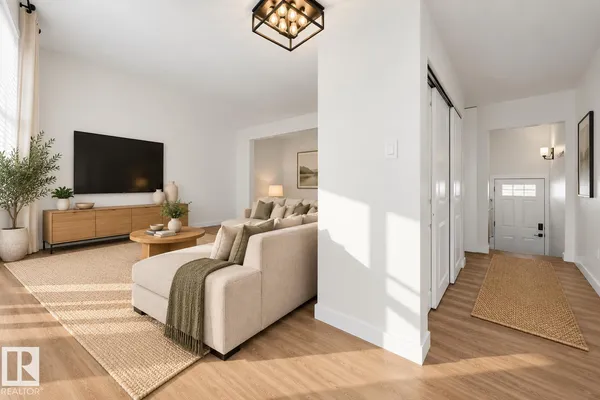 8914 162 ST NW photo 3