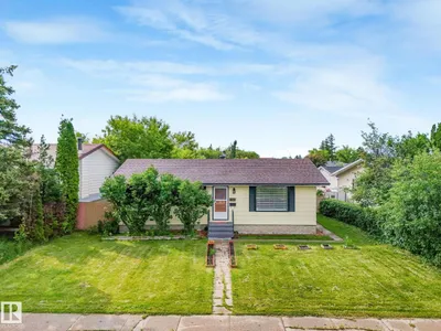 9315 151 AV NW photo 12