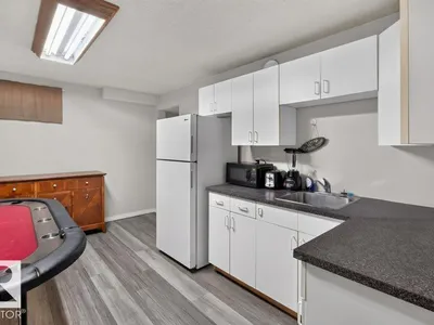 3829 110 AV NW photo 19