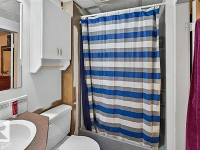 3829 110 AV NW photo 26