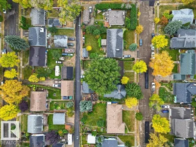 3829 110 AV NW photo 45
