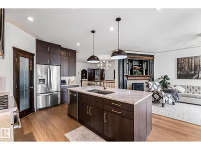 8704 165 AV NW photo 9