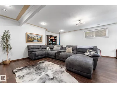 8704 165 AV NW photo 30