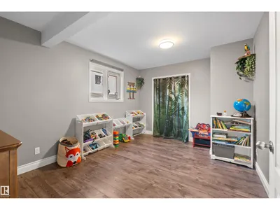 17 DONLEVY PL photo 27