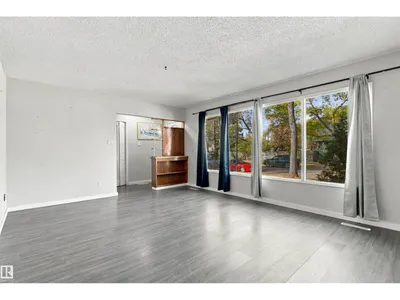 12303 115 AV NW photo 6