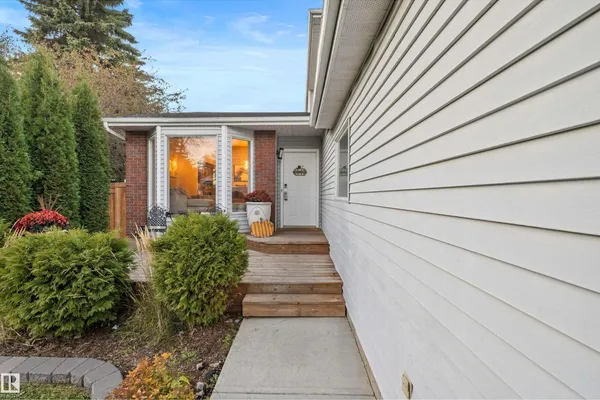 17 DONLEVY PL photo 3
