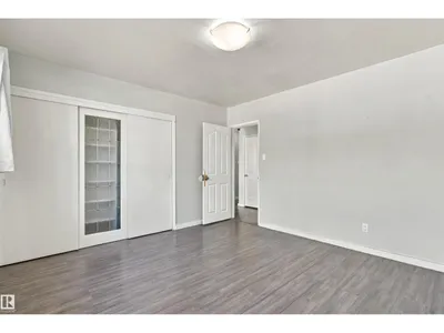 12303 115 AV NW photo 16