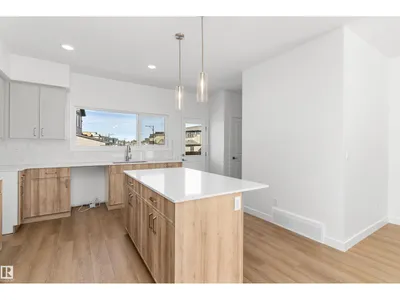 20808 40 AV NW photo 16
