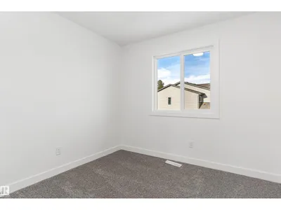 20808 40 AV NW photo 24