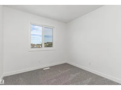 20808 40 AV NW photo 26