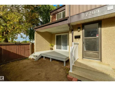7209 180 ST NW photo 4