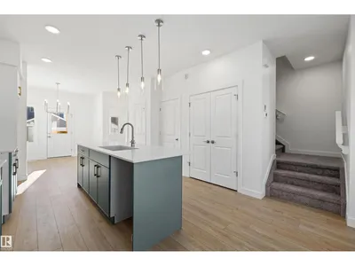 20711 43 AV NW photo 12